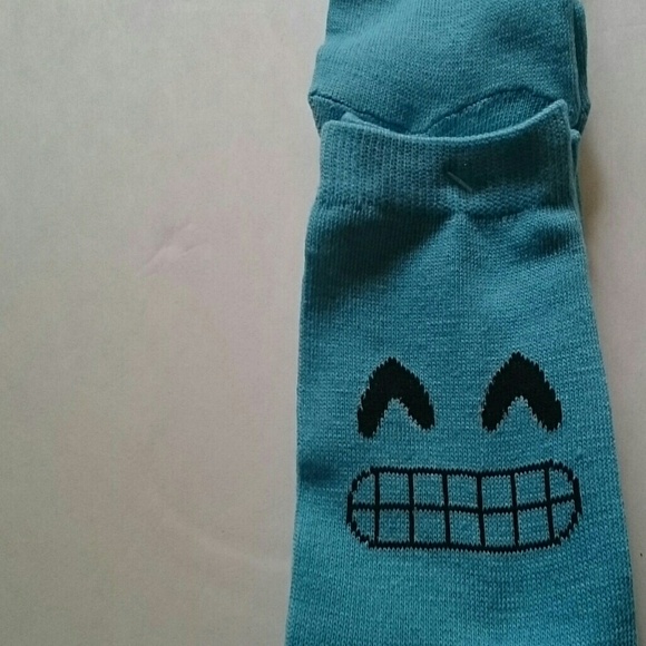 SOCKS BLUE HAPPY FACE FEET - Picture 5 of 5